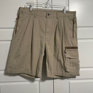Vintage Orvis Cargo Shorts Mens Size 38 Khaki 100% Cotton Casual Outdoor Classic